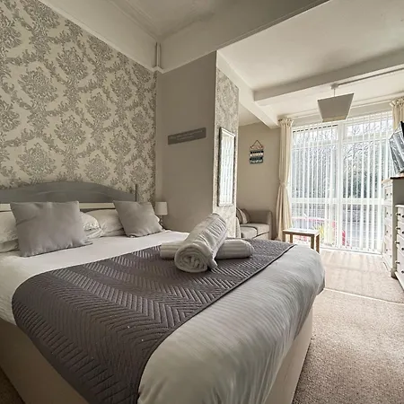 Three Palms 4* Paignton