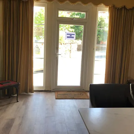 The Great Western Guest house 3*