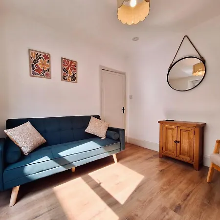 Kirkham House Retreat *