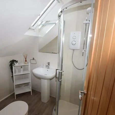 1 Bed In 82557 *