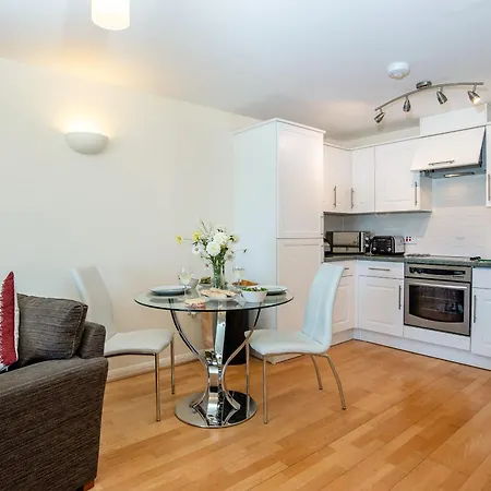 Apartment 8 Belvedere Court *