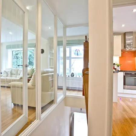 Apartment Oldway