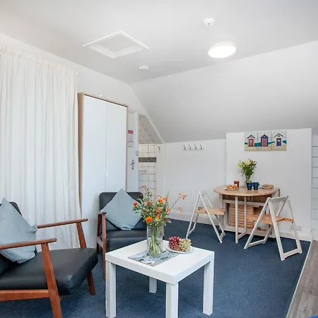 Holiday home Twelve - Uk39868