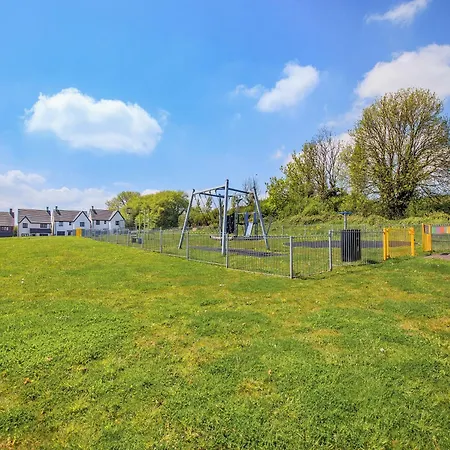 Castle Park Holiday home *