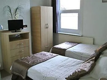 Merriedale Bed & Breakfast 3*