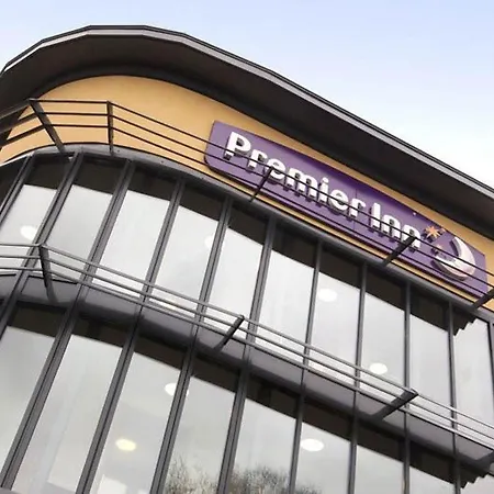Premier South Hotel 3*