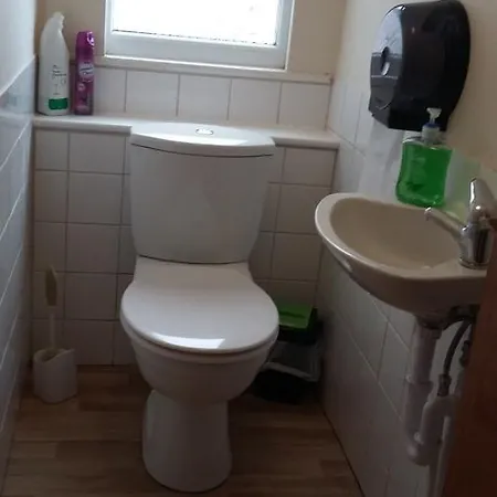 Castleton - Just For Adults * Paignton