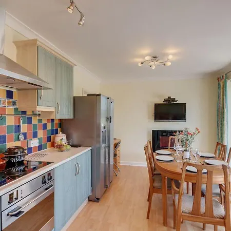 Holiday home Sunny Parkside