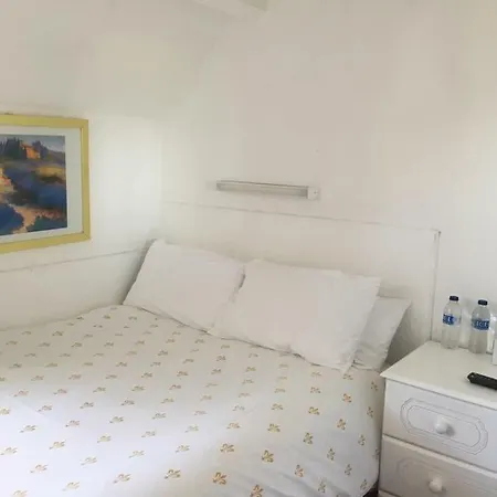 Castleton - Just For Adults Hotel