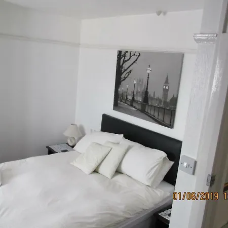 Valdene Bed & Breakfast 3*