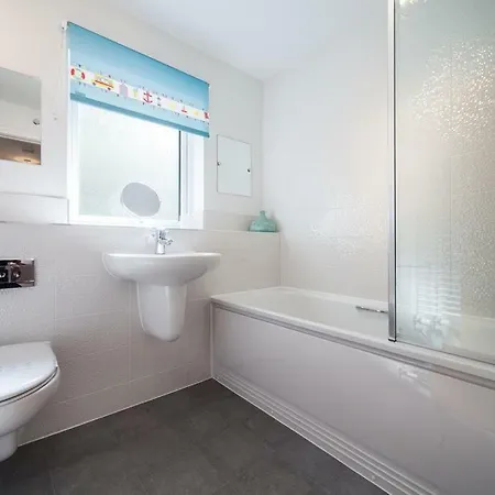 Pebbles Beach House Paignton