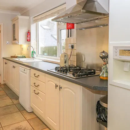 Elberry House Holiday home