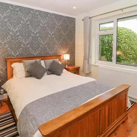 Elberry House Holiday home