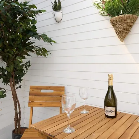 April Holiday home