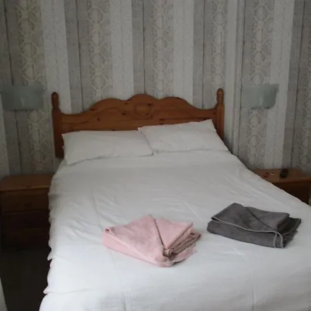 Sefton Seafront ,panoramic Sea View Ensuite Balcony Available, Guest Garden 3*