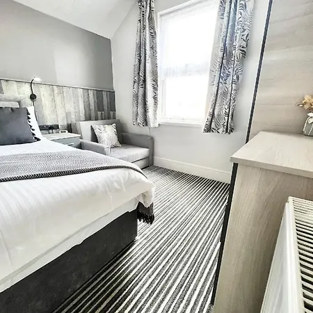 Bed & Breakfast Belle Dene 4*