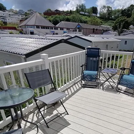 Campsite Lovely Caravan With Decking In Paignton, Devon Sleeps 8 Guests Ref 82063w Paignton