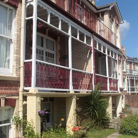 Cleve Court Hotel