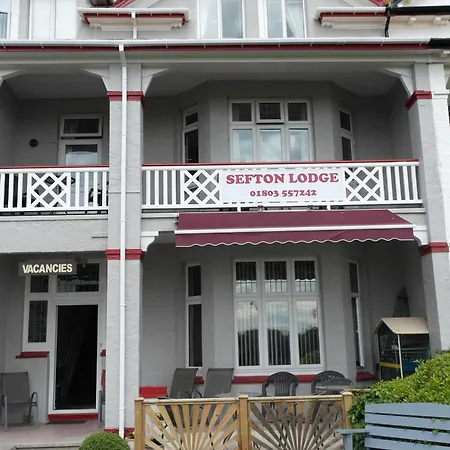 Casa de hóspedes Sefton Seafront ,panoramic Sea View Ensuite Balcony Available, Guest Garden 3*