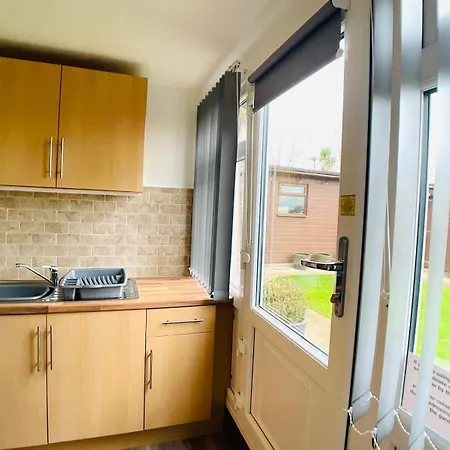 Bedford Apartment *