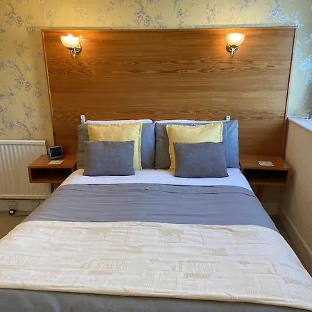 The Briars - Adults Only Hotel