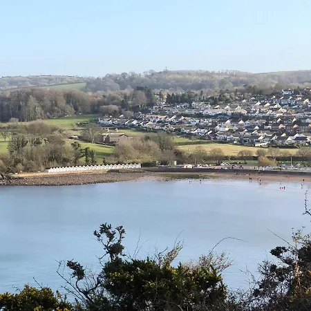 Luxury 2 Bedroom In Quiet Location Close To Sw Coastal Path Apartment *
