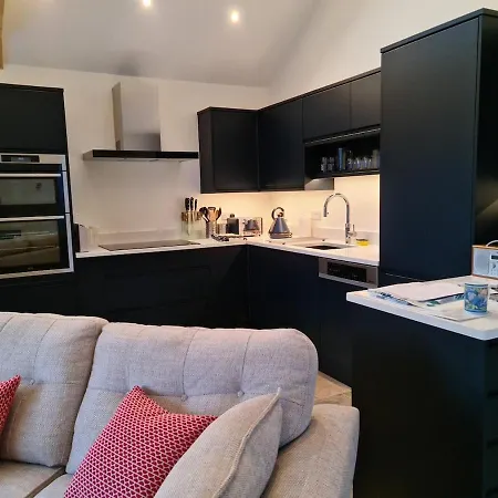 Luxury 2 Bedroom In Quiet Location Close To Sw Coastal Path * Paignton