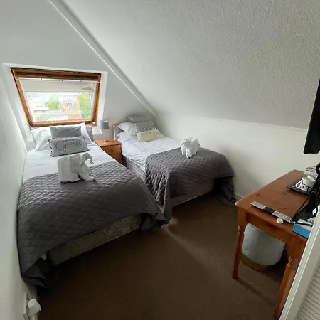 The Ashleigh 4*
