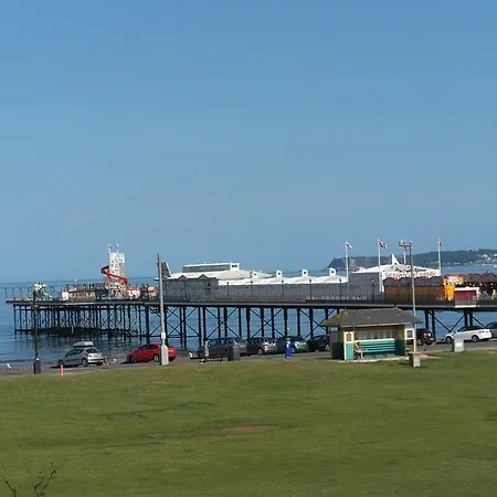 Sefton Seafront ,panoramic Sea View Ensuite Balcony Available, Guest Garden Casa de hóspedes Paignton