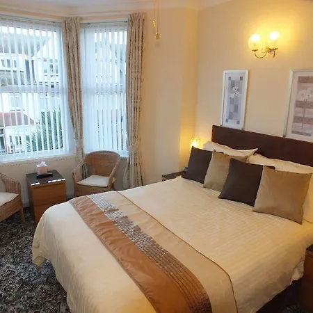 The Ashleigh 4*